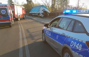 fot.: wypadek ciężarówki w Szczygłach Górnych