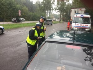 fot. policjanci podczas akcji EDWARD